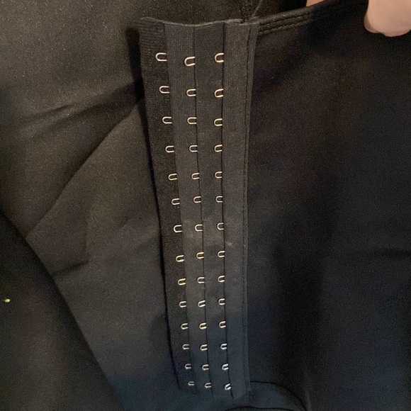 Women’s shapewear waist trainer NWT, excellent condition never worn. XL - Picture 4 of 6